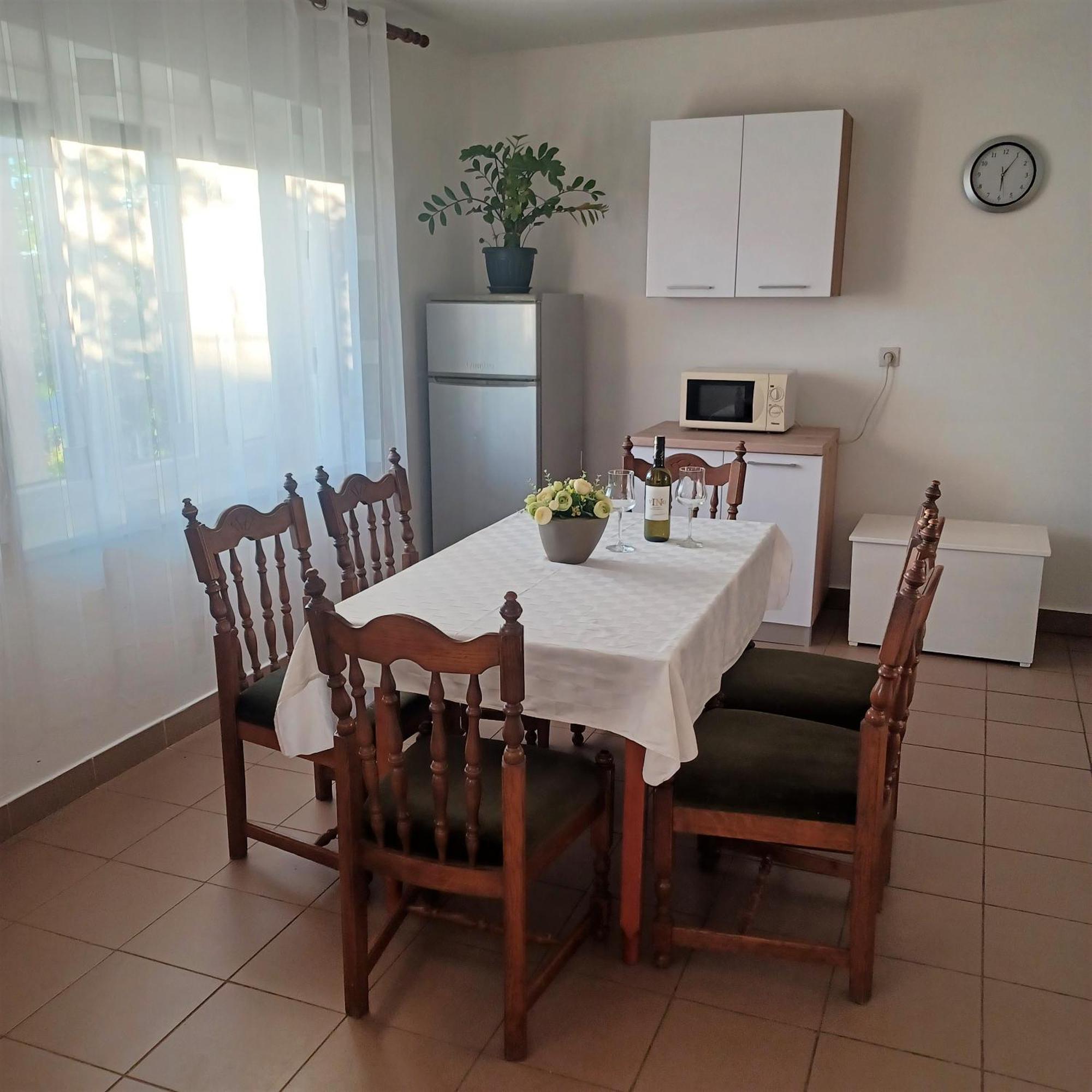 Apartmani Nada Senj  Buitenkant foto
